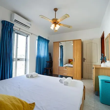 Апартаменты Salina. Peaceful 2 Bedroom Flat