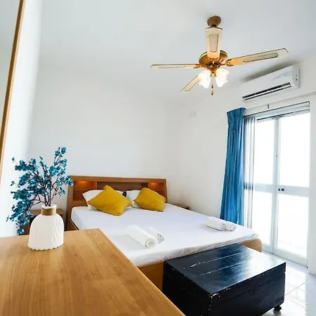 Salina. Peaceful 2 Bedroom Flat *