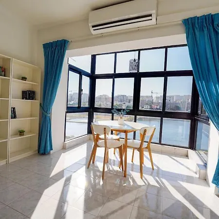 Апартаменты Salina. Peaceful 2 Bedroom Flat *