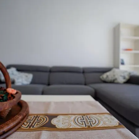 Salina. Peaceful 2 Bedroom Flat *